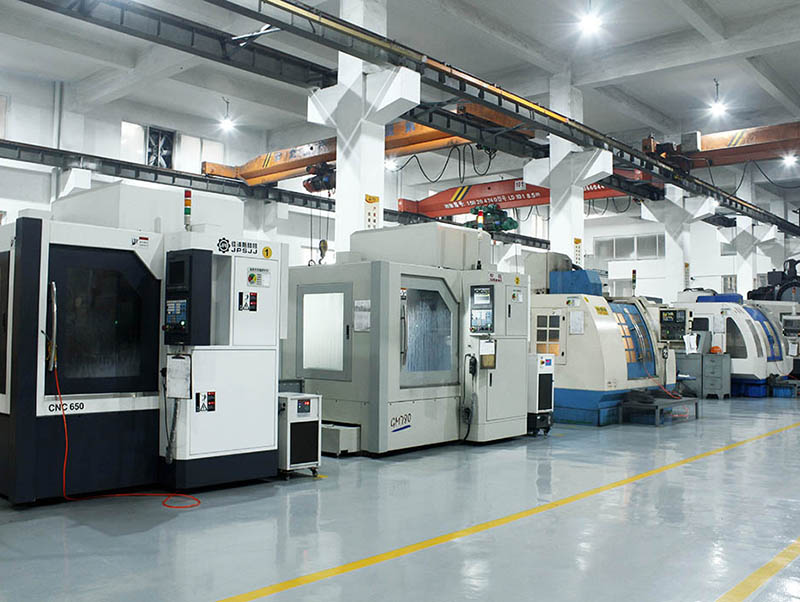 白云模具制造-07