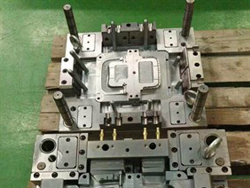 白云模具制造-06