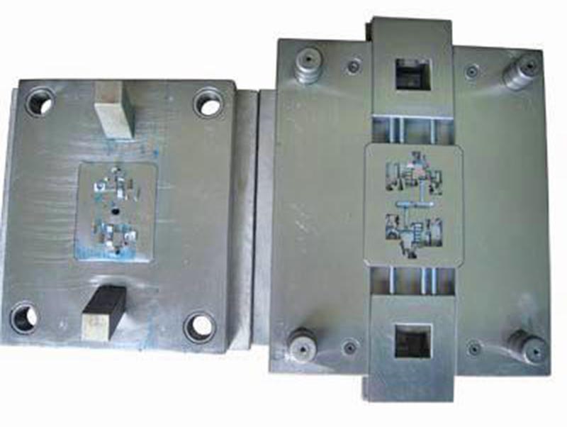 白云精密塑料模-01